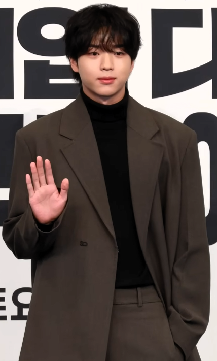 チャ・カンユン / 차강윤