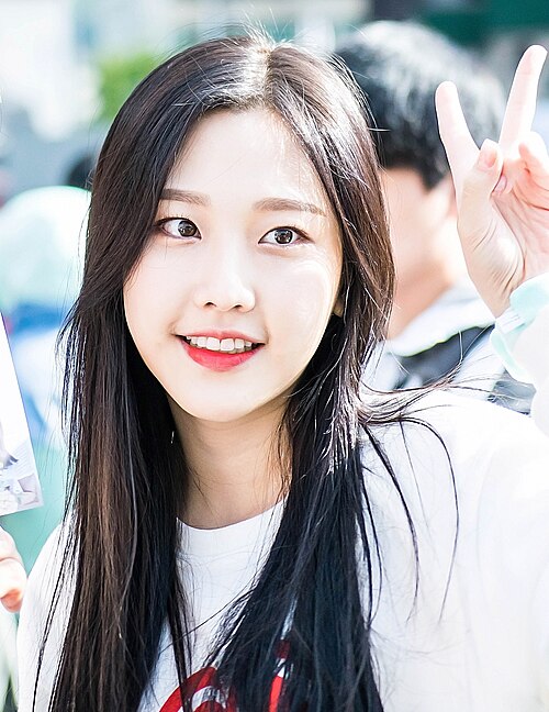 ナユン / 나윤