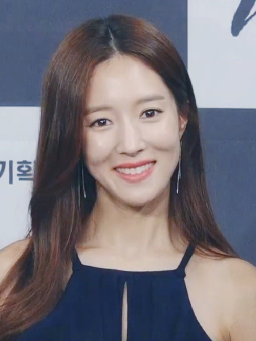 ワン・ビンナ / 왕빛나