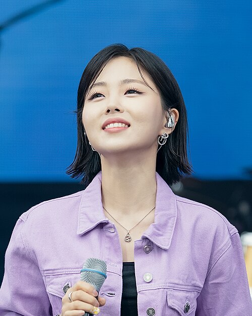 HYNN / HYNN